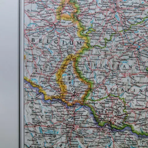 Niemcy Classic mapa ścienna polityczna na podkładzie 1:1 375 000