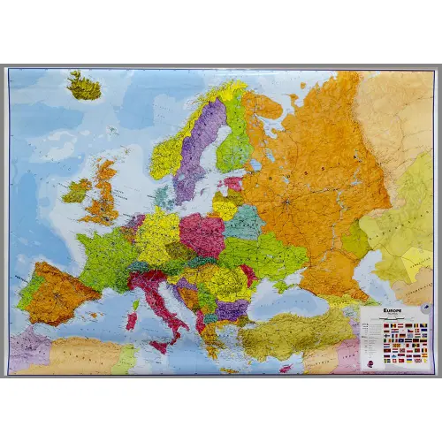 Europa mapa ścienna polityczna na podkładzie do wpinania znaczników 1:3 200 000