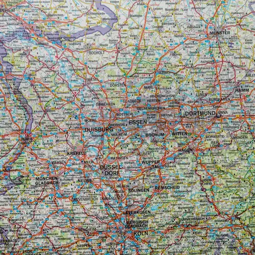 Benelux Belgia Holandia Luksemburg mapa ścienna samochodowa na podkładzie do wpinania 1:500 000