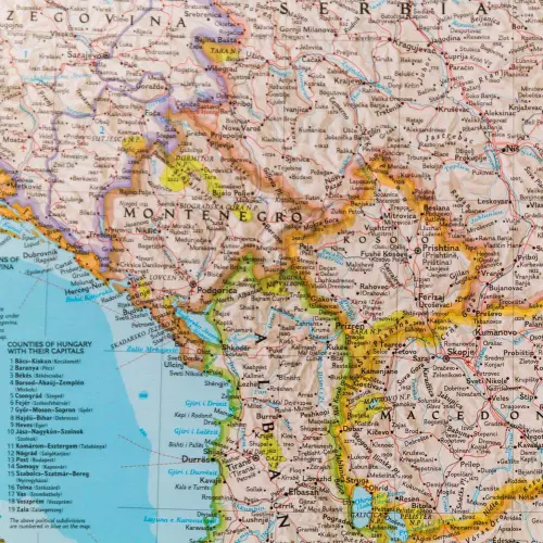 Bałkany Classic mapa ścienna polityczna na podkładzie do wpinania 1:1 948 000